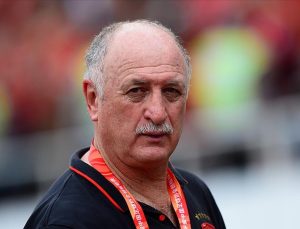 Scolari teknik direktörlük kariyerini noktaladı