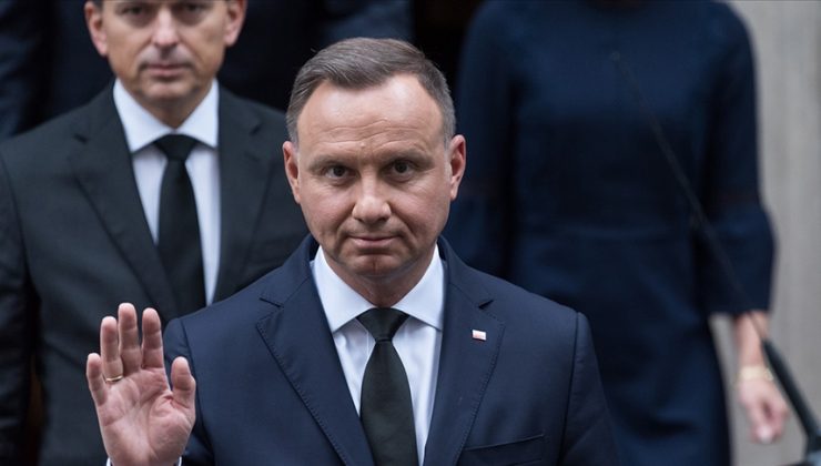 Kendisini Macron olarak tanıtan Rus Youtuber, Polonya Cumhurbaşkanını ‘tuzağa düşürdü’
