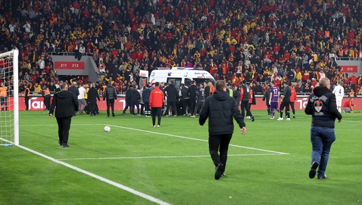 Göztepe-Altay maçı çıkan olaylar nedeniyle tatil edildi