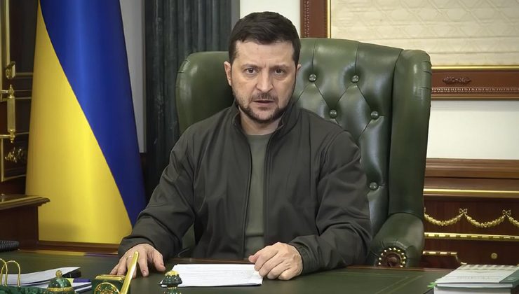 Zelenskiy: Çatışmalar geniş bir cephede sürüyor