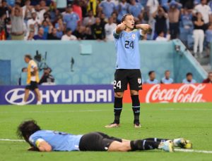 Uruguay’a galibiyet yetmedi