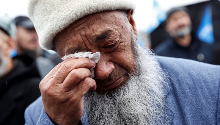 Çin’in Doğu Türkistan politikaları protesto edildi