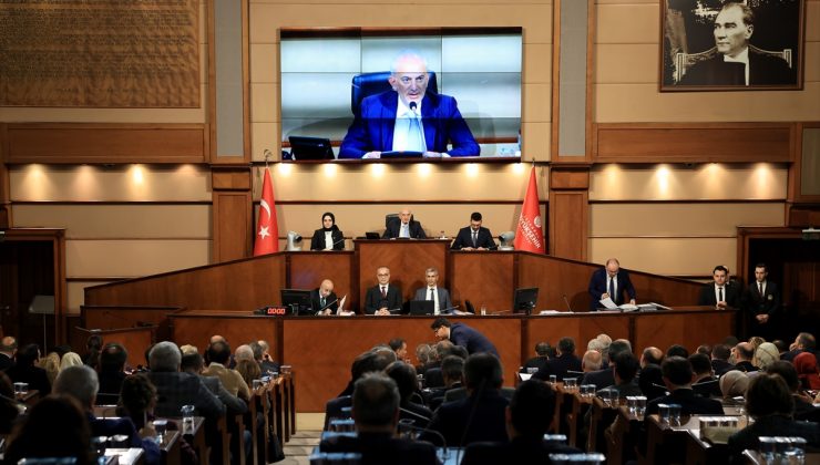 İBB 3.5 milyar borçlanma yetkisi istedi, AK Parti ve MHP 875 milyona düşürdü