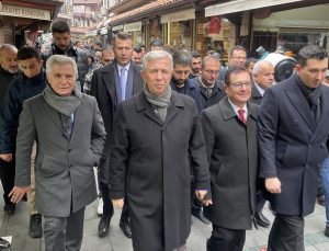 CHP’li 10 büyükşehir belediye başkanı Konya’da buluştu