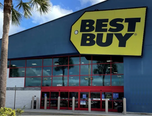 Best Buy 2024 yılında 10 ila 15 mağazasını kapatıyor