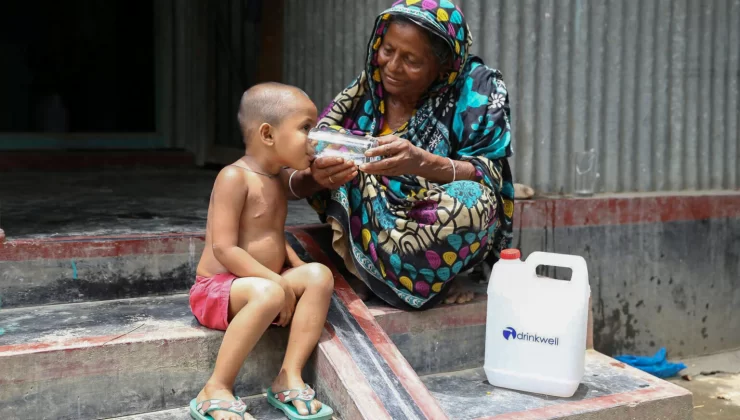 ABD’li şirket Bangladeş’te temiz su dağıtıyor