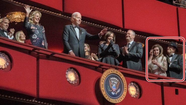 Pelosi, çekiç saldırısından sonra ilk kez görüldü