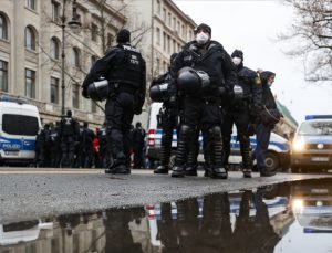 Almanya’da darbe planı: Polis harekete geçti!