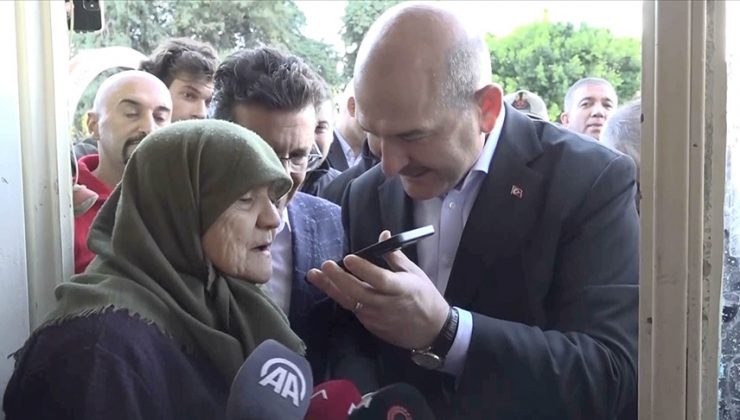 Cumhurbaşkanı Erdoğan, Antalya’daki selden etkilenen ‘Zülfiye teyze’ ile görüştü