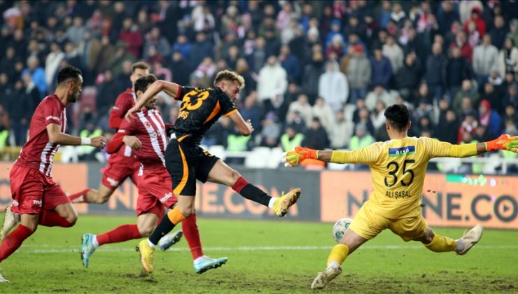 Galatasaray’ı ipten Barış Alper aldı