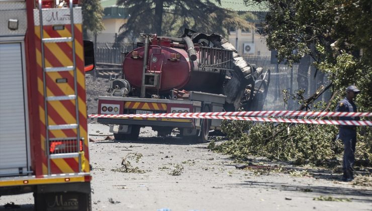 Güney Afrika’da yakıt tankeri patladı, 10 kişi öldü