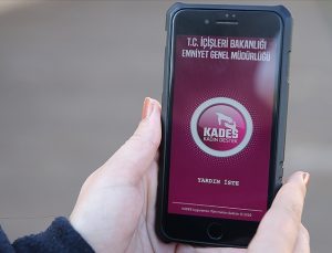 İçişleri Bakanlığı, 18 yaş üstü kadınlara KADES indirme linki gönderdi