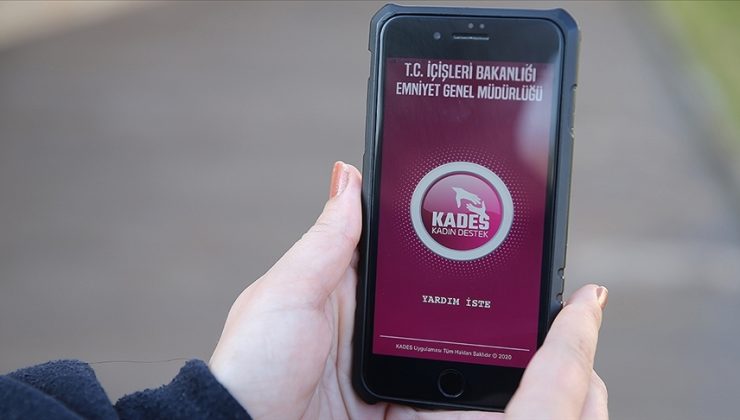 İçişleri Bakanlığı, 18 yaş üstü kadınlara KADES indirme linki gönderdi