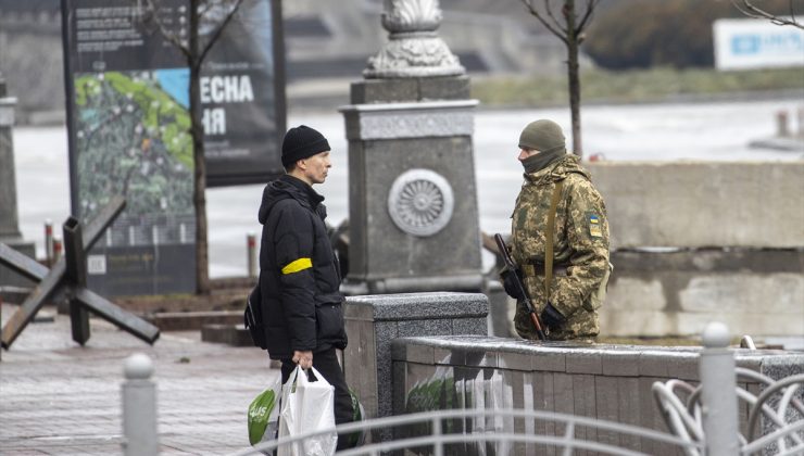 Kiev güne patlamalarla uyandı