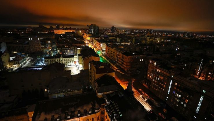 Ukrayna Devlet Başkanı Zelenskiy: Kiev’de durum kötü!