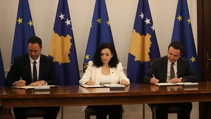 Kosova’da AB’ye üyelik başvuru dilekçesi imzalandı