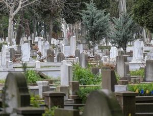 İstanbul’da mezar yeri ücretlerine zam yapıldı