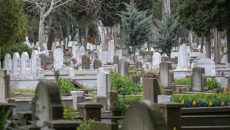 İstanbul’da mezar yeri ücretlerine zam yapıldı