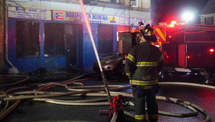New Jersey’de ikinci el mağazasında yangın