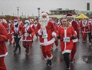 ABD’de geleneksel “Noel Baba Koşusu” yapıldı