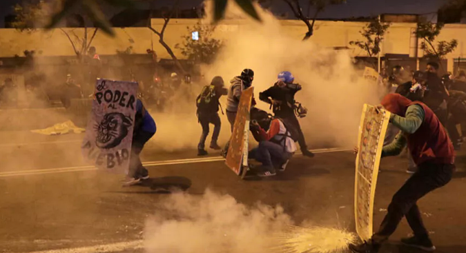 <strong>Peru’daki protestolarda ölenlerin sayısı 26’ya yükseldi</strong>