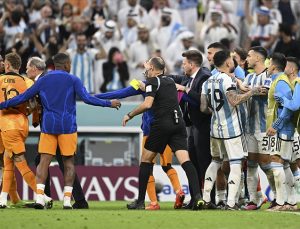 FIFA, Arjantin-Hollanda maçında yaşananlar için soruşturma başlattı