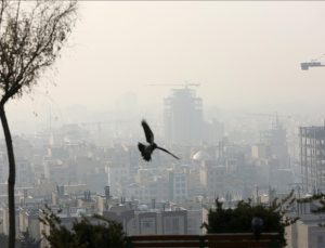 Tahran’da hava kirliliği “kırmızı alarm” seviyesinde