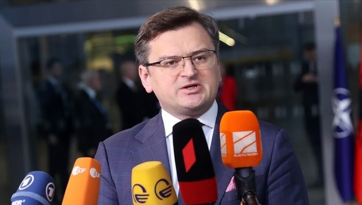 Ukrayna Dışişleri Bakanı: Şubatta ‘barış zirvesi’ düzenlemeyi amaçlıyoruz