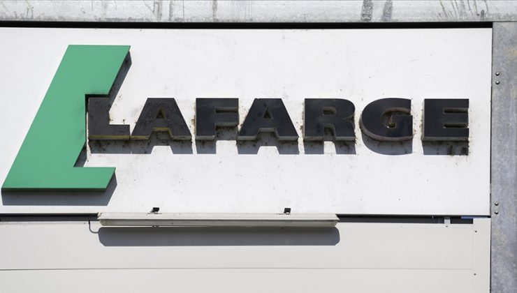 Fransa’da çevrecilerin tahrip ettiği Lafarge’ın bir fabrikasının faaliyeti durduruldu