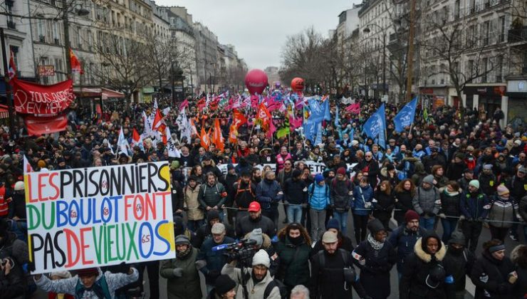 Fransa’da emeklilik reformuna karşı protestolara 1 milyondan fazla kişi katıldı