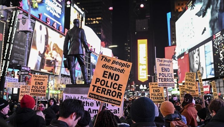 ABD’de polis şiddeti: Tyre Nichols için Times Meydanı’nda protesto