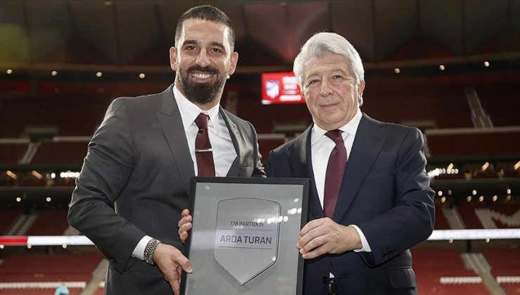 Atletico Madrid Arda Turan’ı unutmadı