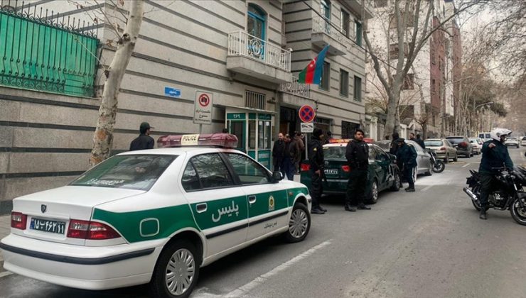 İran’da Azerbaycan Büyükelçiliği’ne silahlı saldırı
