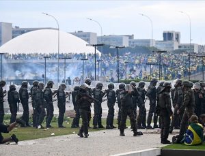Avrupa’dan Brezilya’daki Kongre baskınına tepki