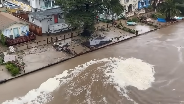 Kaliforniya sele teslim: 1’i bebek, 2 kişi yaşamını yitirdi