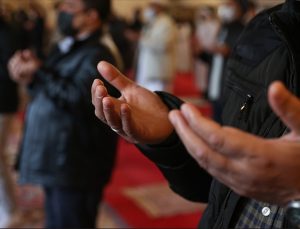 Avusturya’da Müslümanlar, “ortak takvime” göre ibadet edecek