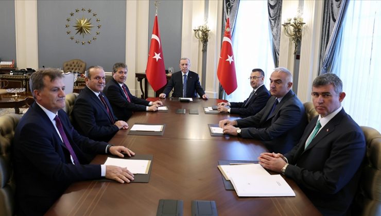 Erdoğan, KKTC Başbakanı Üstel’i kabul etti