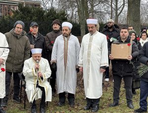 İsveç’te Kur’an-ı Kerim’e saygı programı düzenlendi