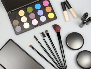 Morphe Makeup, ABD’deki tüm mağazalarını kapatıyor