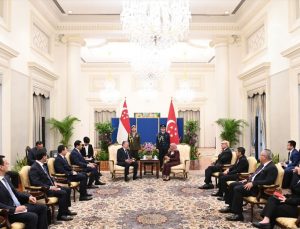 Özbekistan ve Singapur işbirliğini geliştirmek için anlaştı