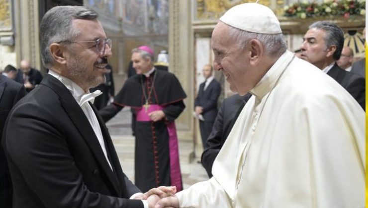 Papa Franciscus’tan Türkiye’ye övgü