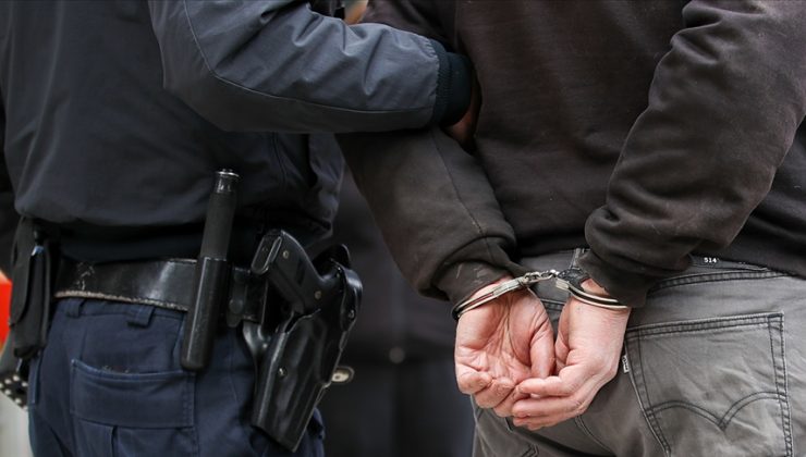 Van’da doktoru darbeden 2 şüpheli tutuklandı