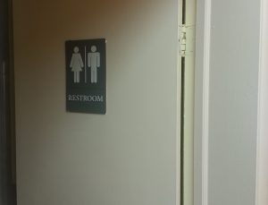 Florida’da transseksüel öğrencilerin erkekler tuvaletini kullanmasını engelleyen karar