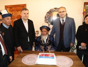 103 yaşındaki Ulu’ya sürpriz kutlama