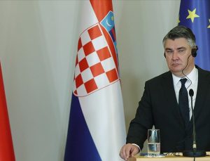 Hırvat Cumhurbaşkanı, başbakanlığa aday oldu, Anayasa Mahkemesi istifasını istedi