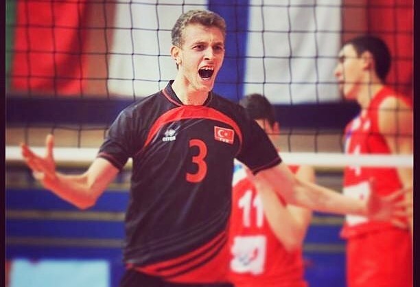 Eskişehirli milli voleybolcu Emincan Kocabaş depremde hayatını kaybetti