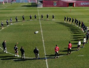 Benfica’dan depremzedeler için saygı duruşu