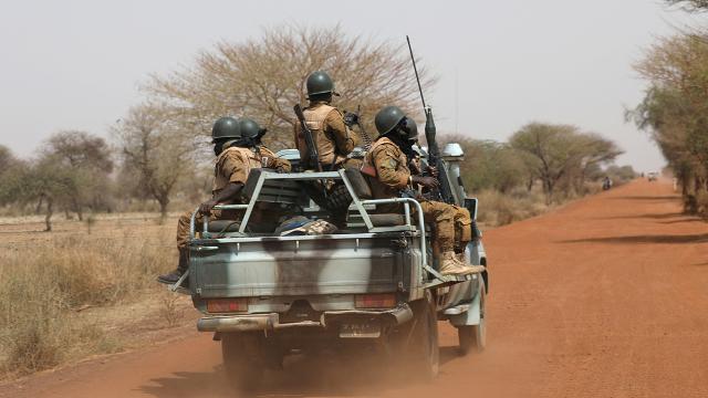 Burkina Faso’da düzenlenen terör saldırısında 51 asker öldürüldü