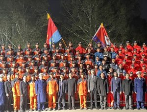 Çinli arama kurtarma ekipleri ülkelerine döndü
