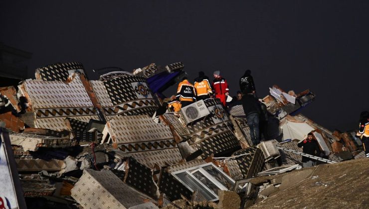 Deprem sonrası ülkelerden açıklamalar: Yardım ekipleri geliyor